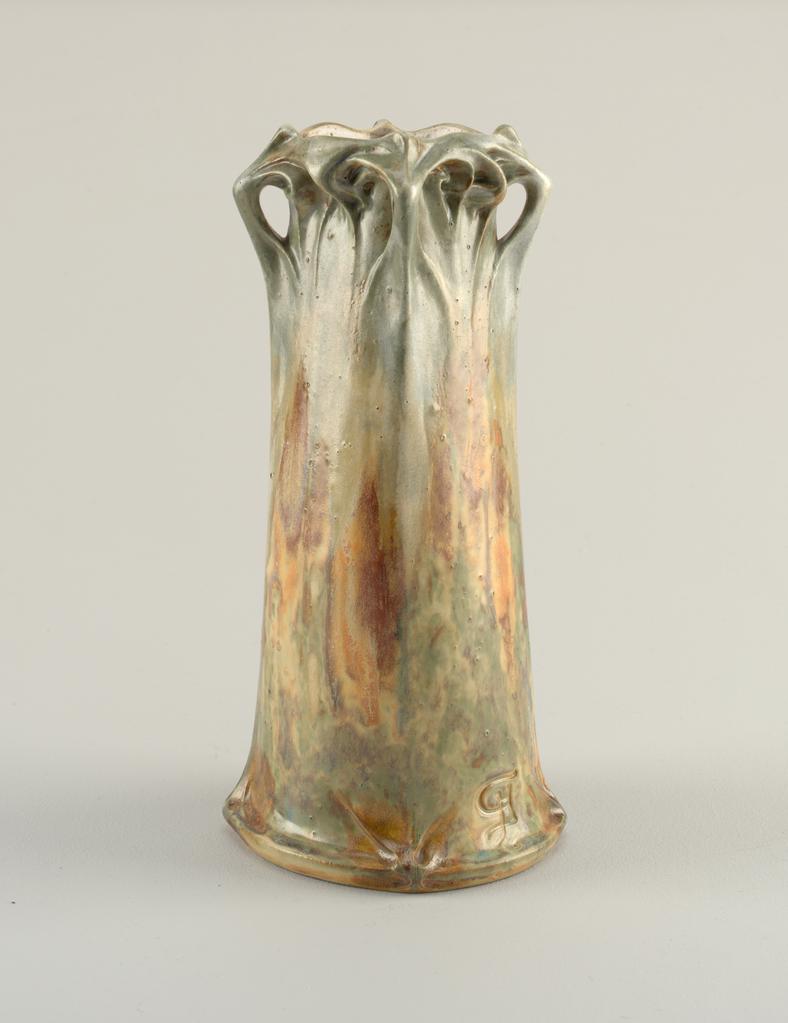 Vase de Cerny, from the Hôtel Guimard, Paris, France